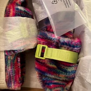 Ugg Fluffita slippers new size 9 multi color